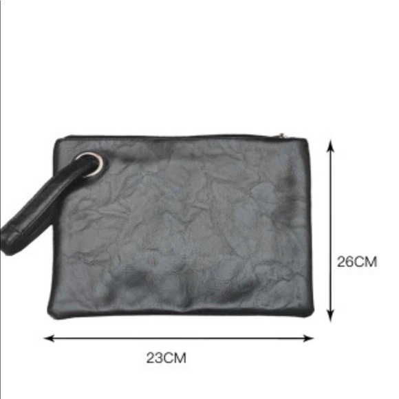 Bags - Picture 3 of 10